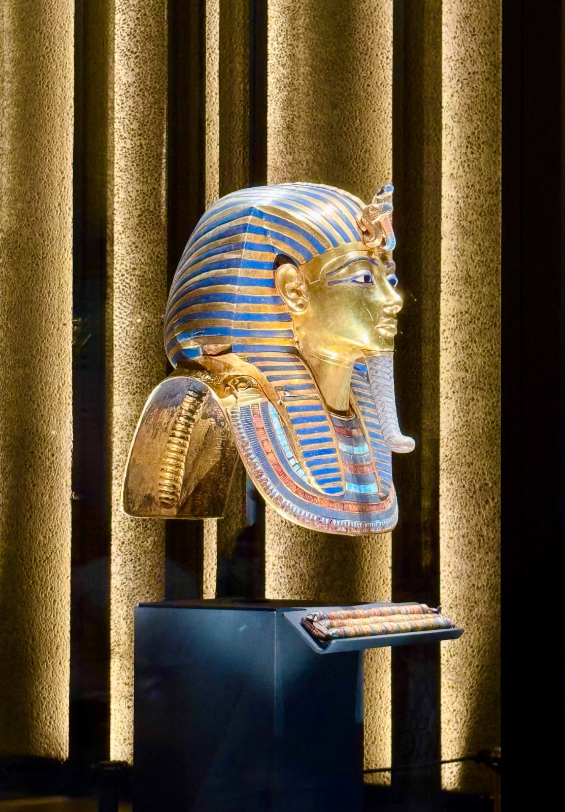 Tutankhamun's gold mask