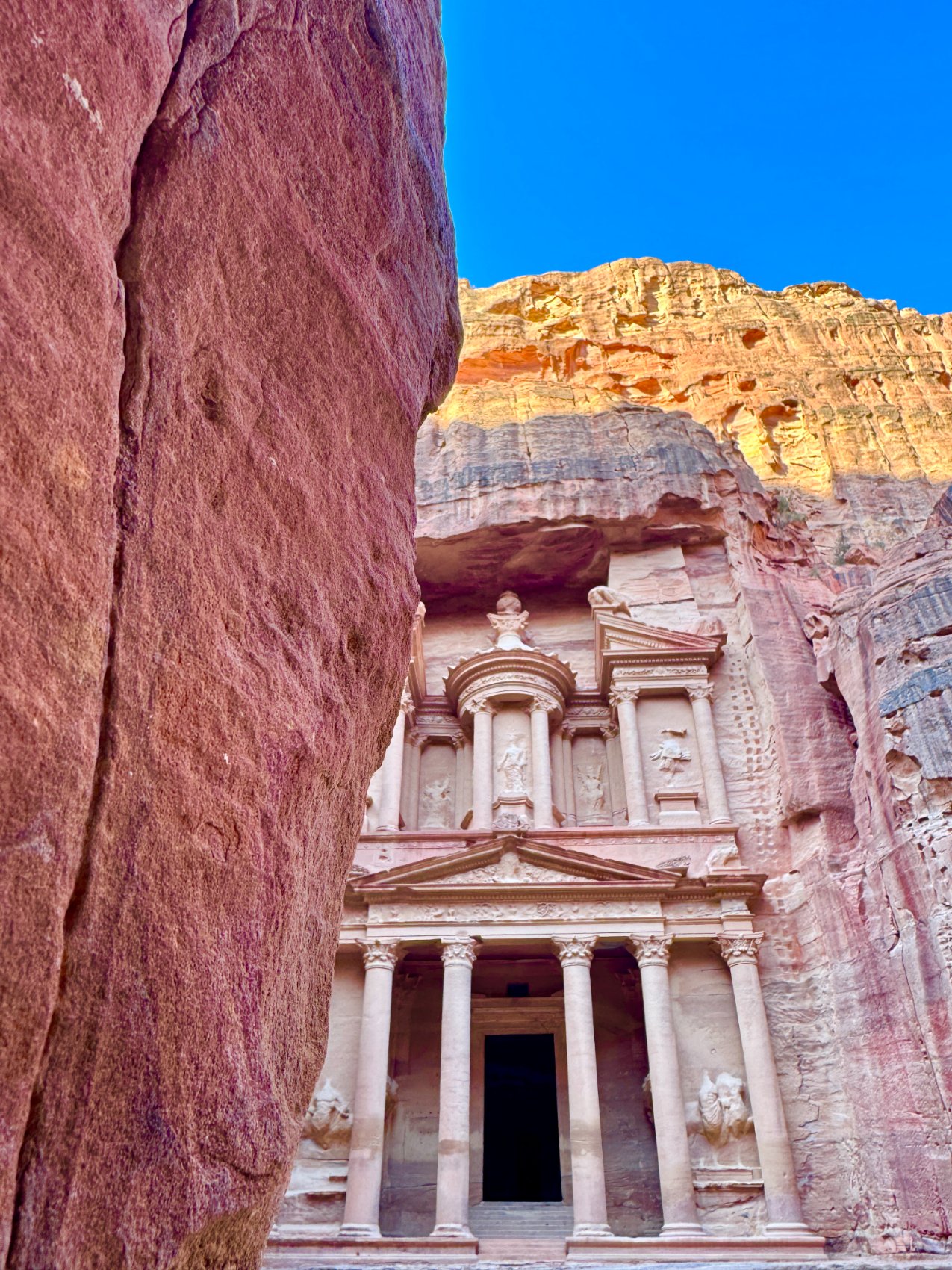 Petra: the Treasury, the Siq, the hike