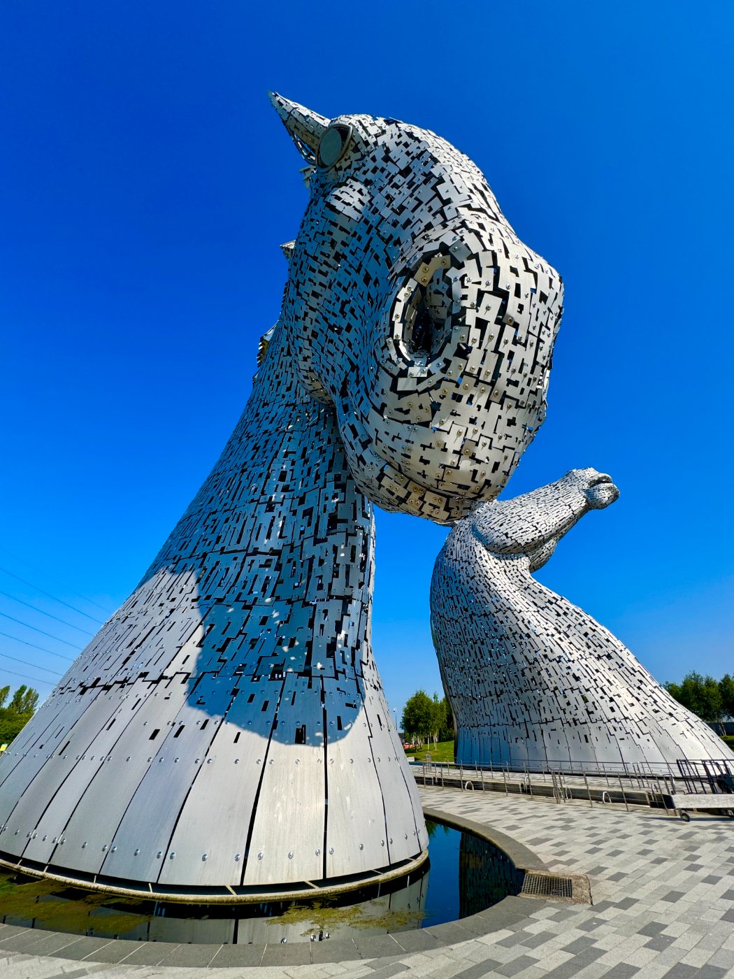 Both Kelpies reflected in the canal